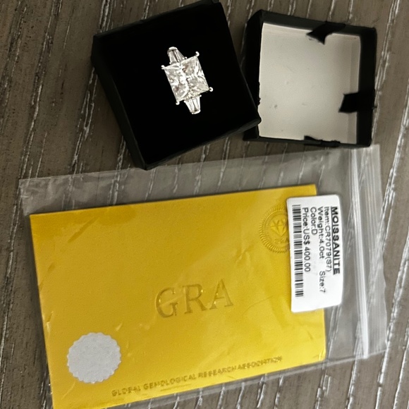 GRA Moissanite 4 cart Engagement Ring Special occasions, Class D - Picture 10 of 13